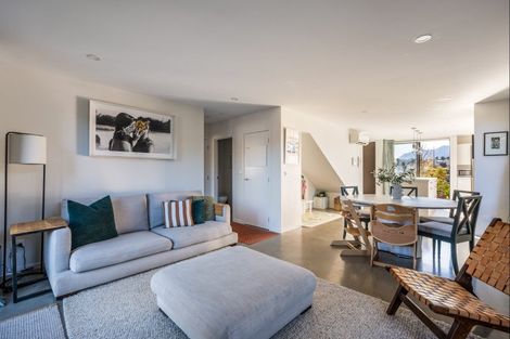 Photo of property in 8 Glen Dene Crescent, Wanaka, 9305