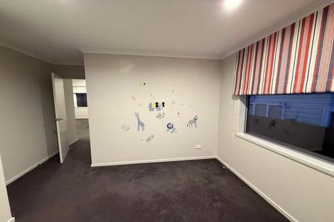 Photo of property in 98 Ridgedale Road, Silverdale, 0932