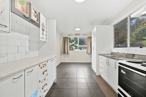 Photo of property in 11 Chrisarda Place, Red Hill, Papakura, 2110