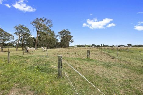 Photo of property in 57 Ladys Mile, Eltham, 4322
