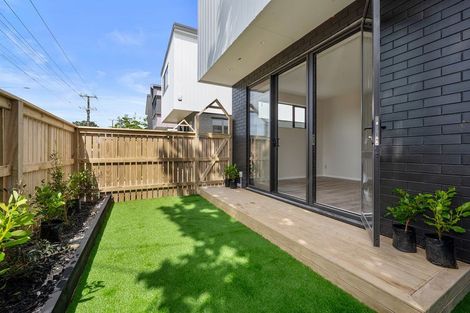 Photo of property in 4/88 Gloria Avenue, Te Atatu Peninsula, Auckland, 0610