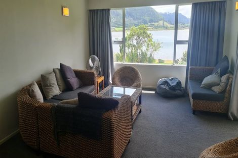 Photo of property in 21 Moana Drive, Tanners Point, Katikati, 3177