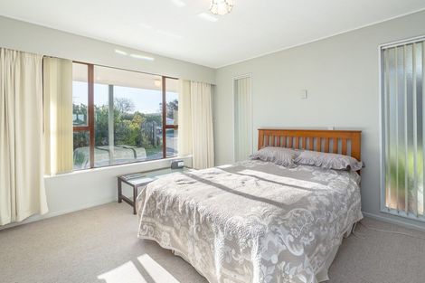 Photo of property in 13 Jellicoe Street, Greytown, 5712