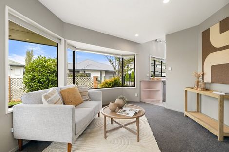 Photo of property in 2 Lantern Lane, Halswell, Christchurch, 8025