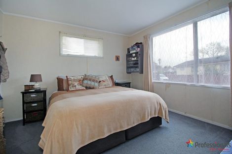Photo of property in 8 Harrier Place, Papakura, 2110