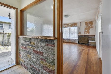 Photo of property in 65 Christmas Road, Manurewa, Auckland, 2102