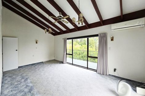 Photo of property in 27 Burns Road, Hospital Hill, Napier, 4110