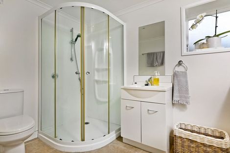 Photo of property in 51 Simpson Road, Ranui, Auckland, 0612