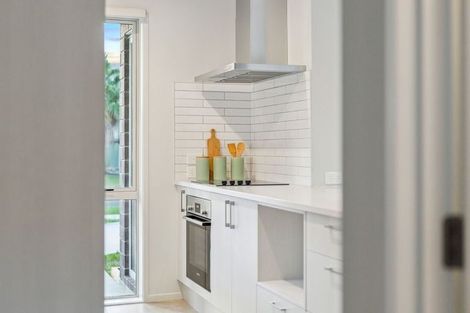 Photo of property in 4a Bosun Place, Te Atatu Peninsula, Auckland, 0610