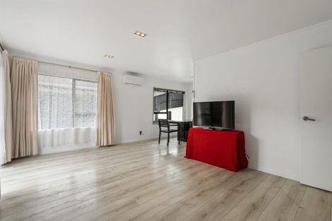Photo of property in 126 Spinella Drive, Bayview, Auckland, 0629