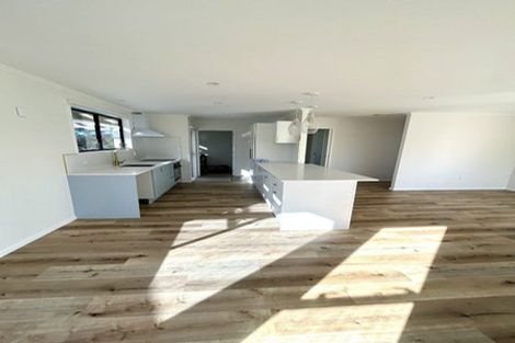 Photo of property in 45 Cleat Street, Whitby, Porirua, 5024