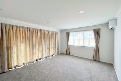 Photo of property in 98 Taikura Avenue, Red Beach, 0932