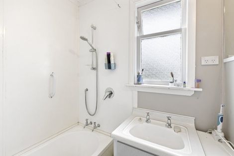 Photo of property in 28 Macarthur Street, Levin, 5510