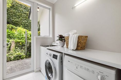 Photo of property in 47 English Oak Drive, Schnapper Rock, Auckland, 0632