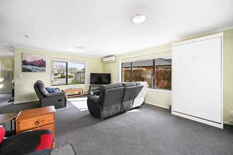Photo of property in 41 Ravenscourt Place, Huntington, Hamilton, 3210
