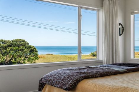 Photo of property in 41 Moana Road, Okitu, Gisborne, 4010
