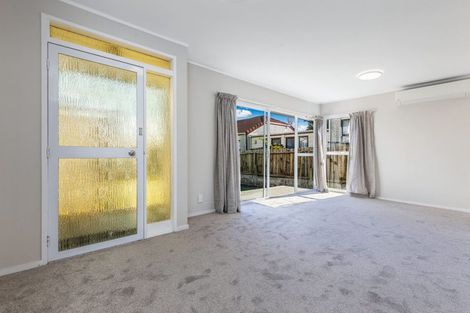 Photo of property in 2/19 Maich Road, Manurewa, Auckland, 2102