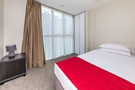 Photo of property in 202/17 Osterley Way, Manukau, Auckland, 2104