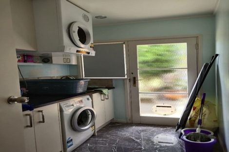 Photo of property in 3 Trust Place, Sunnyhills, Auckland, 2010