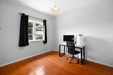 Photo of property in 36 Forest Lake Road, Forest Lake, Hamilton, 3200