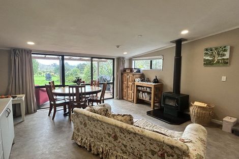 Photo of property in 150 Akatarawa Road, Reikorangi, Waikanae, 5391