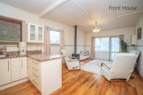 Photo of property in 765 Makerua Road, Tokomaru, Palmerston North, 4474