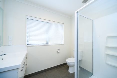 Photo of property in 2 Rose Place, Awapuni, Palmerston North, 4412