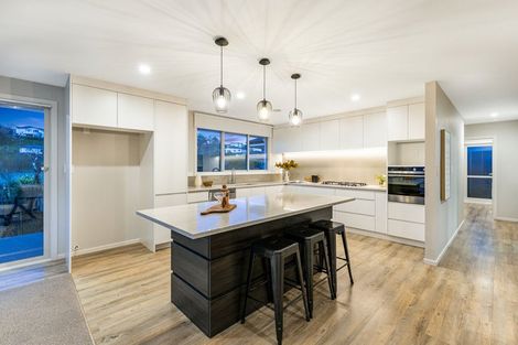 Photo of property in 13 Breakwater Way, Whitby, Porirua, 5024