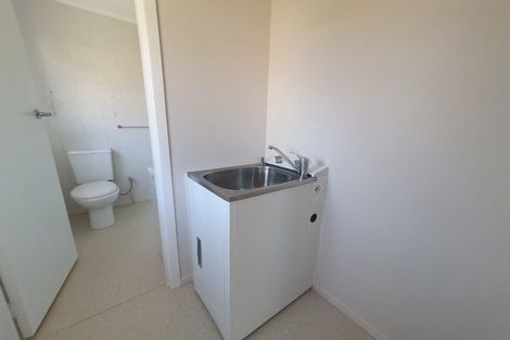 Photo of property in 15 Grande Vue Road, Papatoetoe, Auckland, 2025