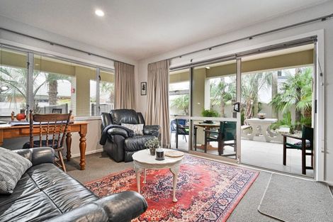 Photo of property in Cheltenham Court, 604 Market Street South, Hastings, 4122