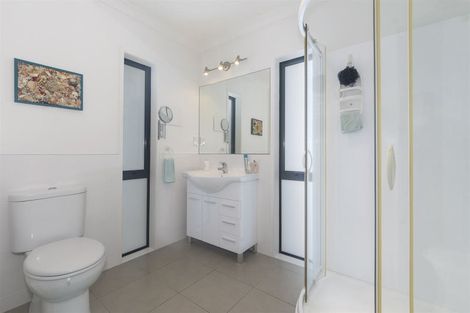 Photo of property in 25 Aurora Avenue, Welcome Bay, Tauranga, 3112