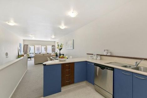 Photo of property in Luxford Villas, 110/72u Herald Street, Berhampore, Wellington, 6023