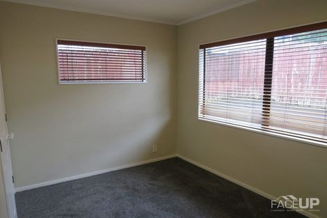Photo of property in 8 Sailfish Drive, West Harbour, Auckland, 0618