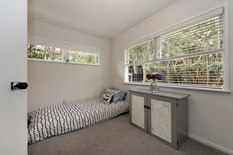 Photo of property in 34 Dolbear Street, Titirangi, Auckland, 0604