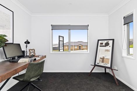 Photo of property in 25 Colombo Road, Waiuku, 2123