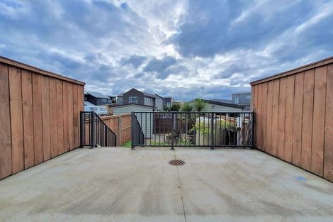 Photo of property in 196 Hobsonville Point Road, Hobsonville, Auckland, 0616