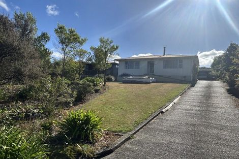 Photo of property in 113 Waikawa Road, Picton, 7220