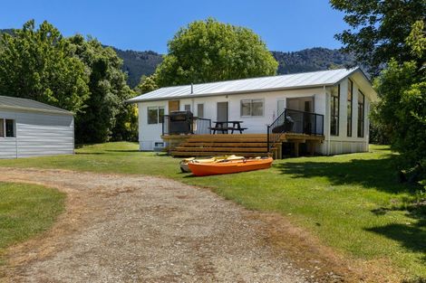 Photo of property in 5a Lady Cobham Grove, Anakiwa, Linkwater, 7281