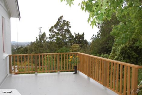 Photo of property in 8 Park Road, Titirangi, Auckland, 0604
