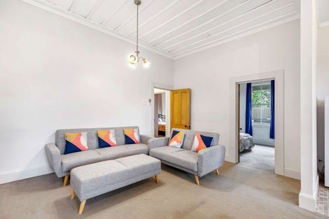 Photo of property in 127 Linton Street, West End, Palmerston North, 4410