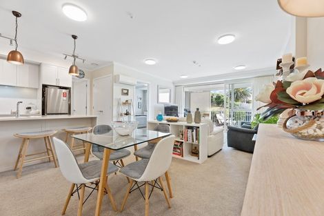 Photo of property in 192 Landmark Terrace, Orewa, 0931