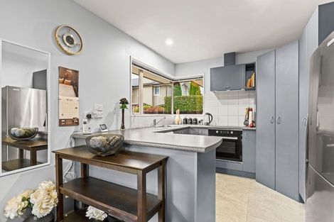 Photo of property in 14 Hussey Road, Harewood, Christchurch, 8051