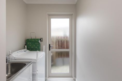 Photo of property in 6a Chelwood Street, Takaro, Palmerston North, 4412