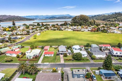 Photo of property in 9 Catherine Crescent, Whitianga, 3510