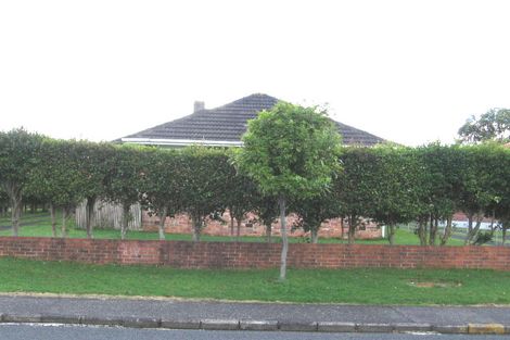 Photo of property in 19 Hereford Street, Te Atatu Peninsula, Auckland, 0610
