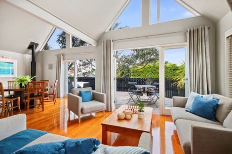 Photo of property in 68 Norwood Road, Bayswater, Auckland, 0622
