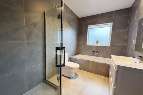 Photo of property in 33 Castlebane Drive, Flat Bush, Auckland, 2019
