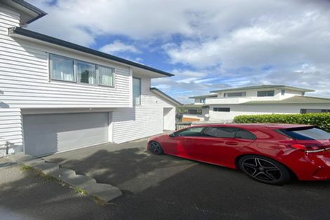 Photo of property in 9 Trotting Terrace, Fairview Heights, Auckland, 0632