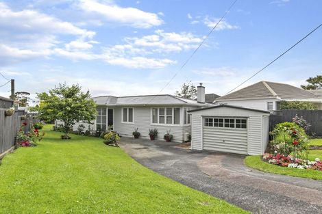 Photo of property in 272 Rangatira Road, Beach Haven, Auckland, 0626