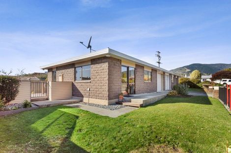 Photo of property in 2/2 Langbein Street, Stoke, Nelson, 7011